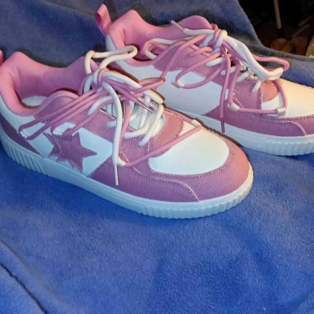 womens shoes sz 9 - Grand Forks, North Dakota - FleaMarketBay