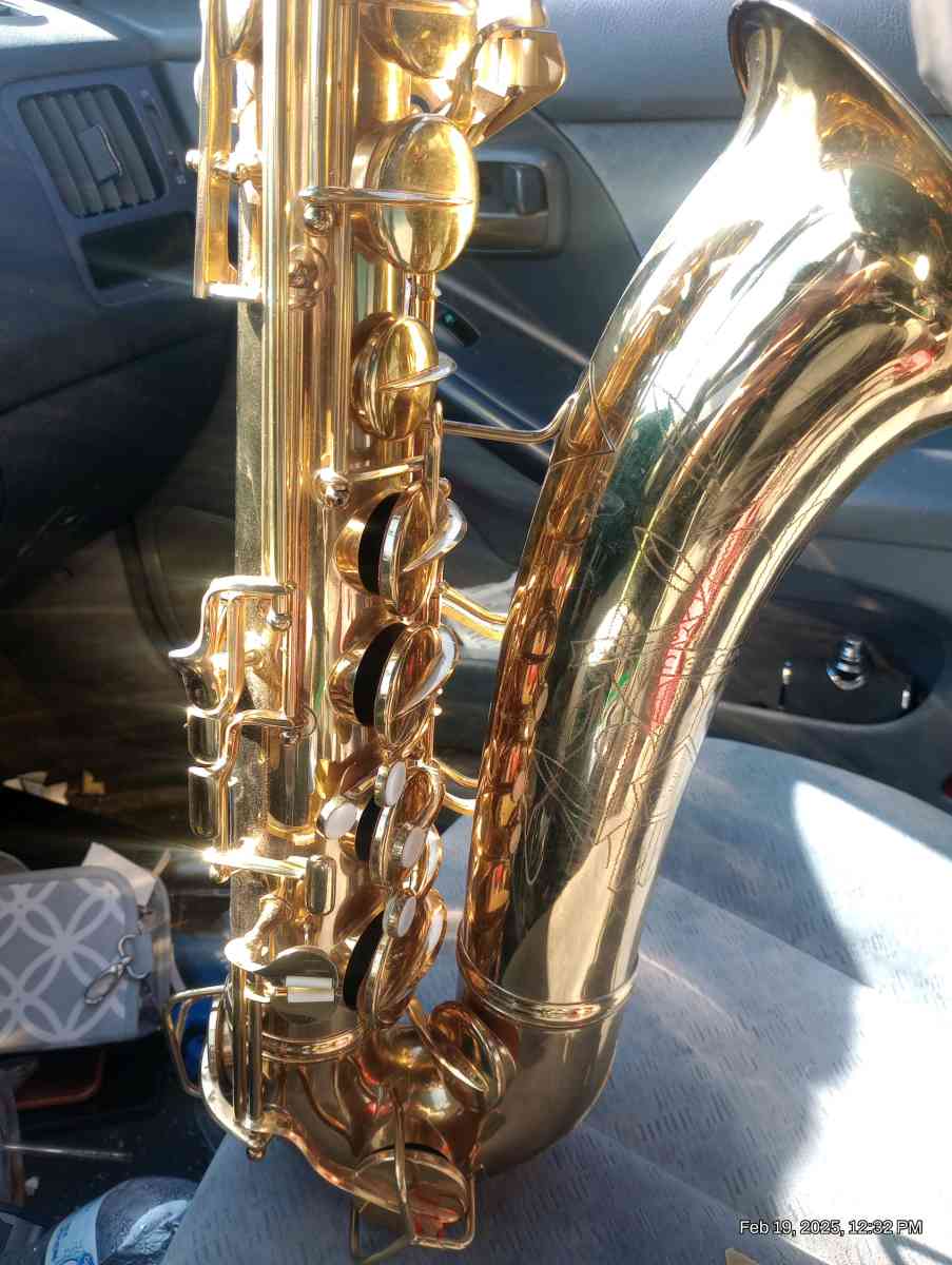 Vintage CG Conn 10M Naked lady saxophone - Colorado Springs, Colorado - FleaMarketBay