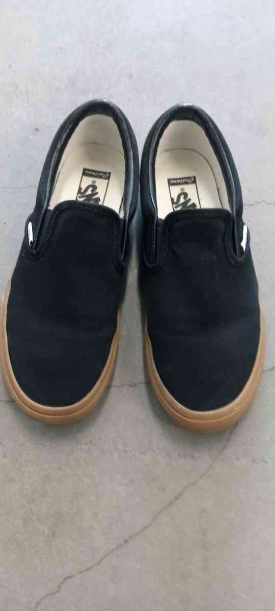 the shoes type vans size 6 - Atherton, California