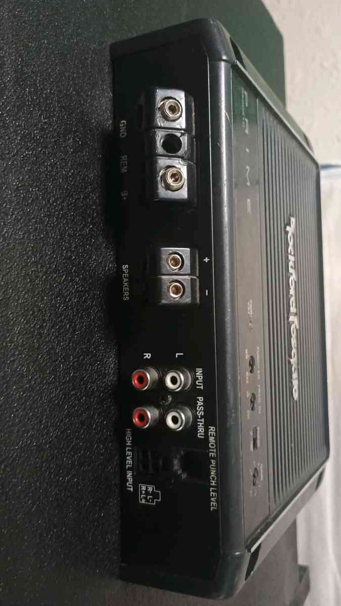 Rockford stage amp - Conroe, Texas - FleaMarketBay