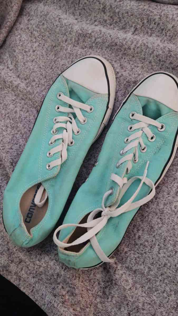 converse sneakers - Tucson, Arizona