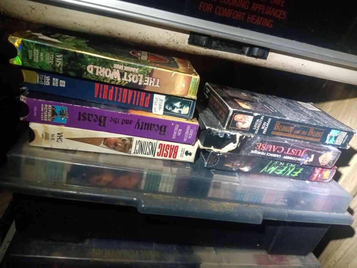VHS MOVIES - Bakersfield, California - FleaMarketBay
