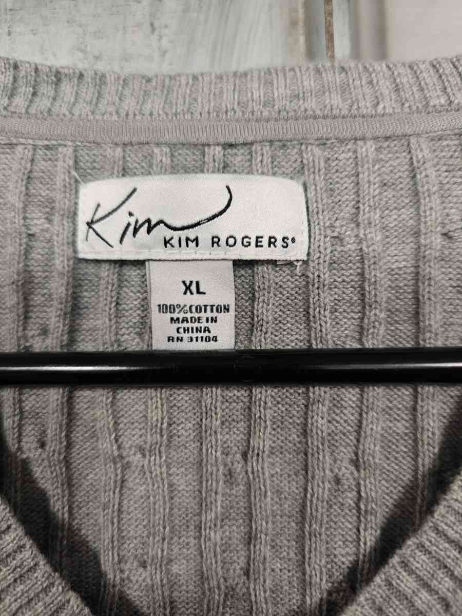 kim rodgers sweater - Lubbock, Texas - FleaMarketBay