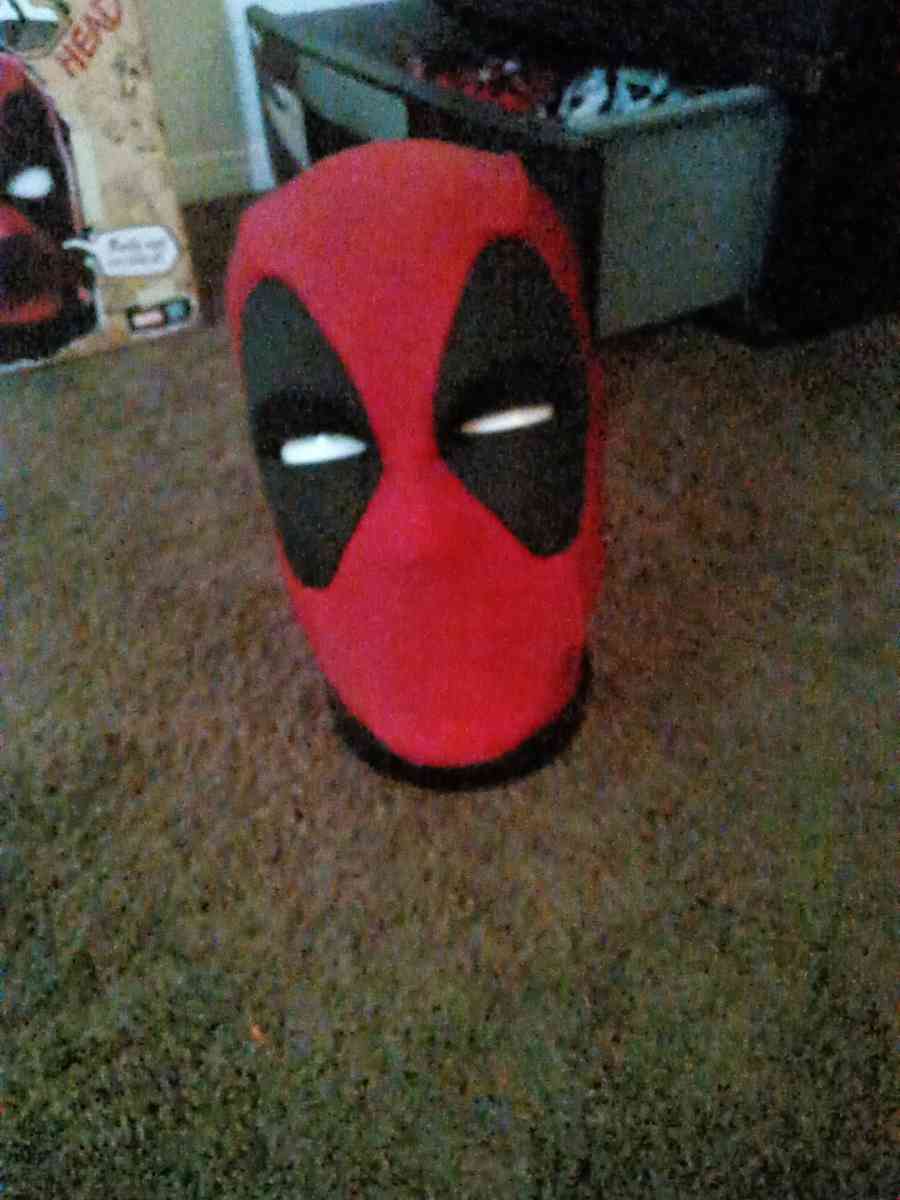 Deadpool interactive talking head - California City, California - FleaMarketBay