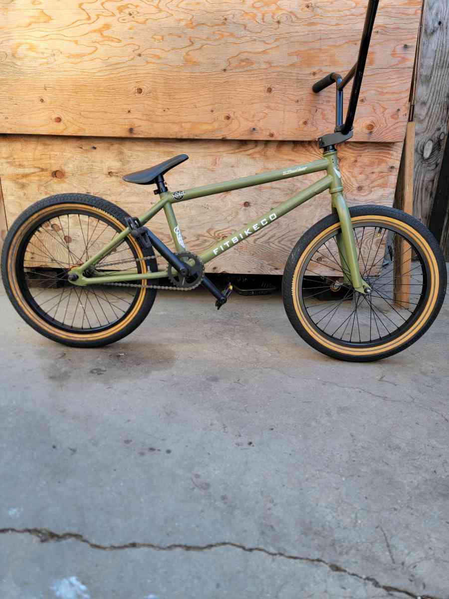 20 bmx - Compton, California - FleaMarketBay