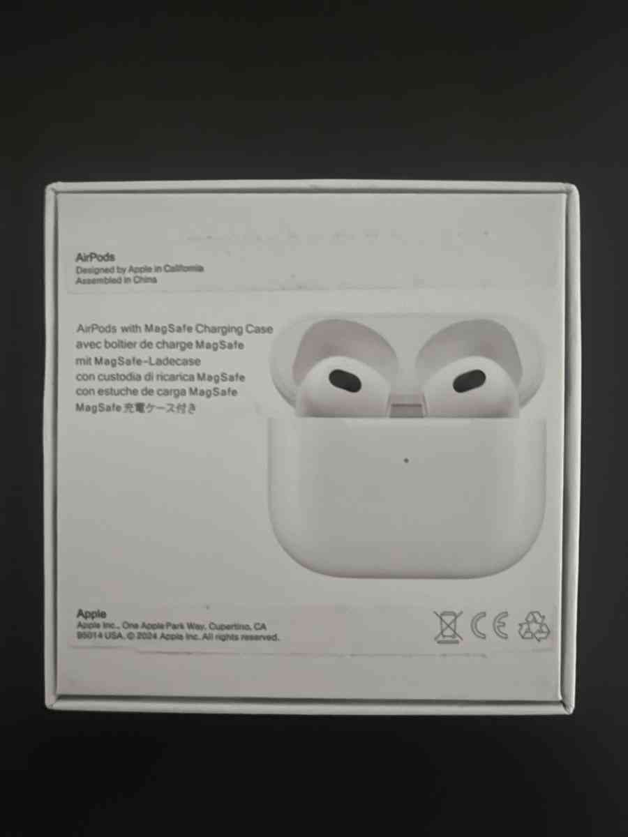 AirPods 3rd Generation - Saint Louis, Missouri - FleaMarketBay