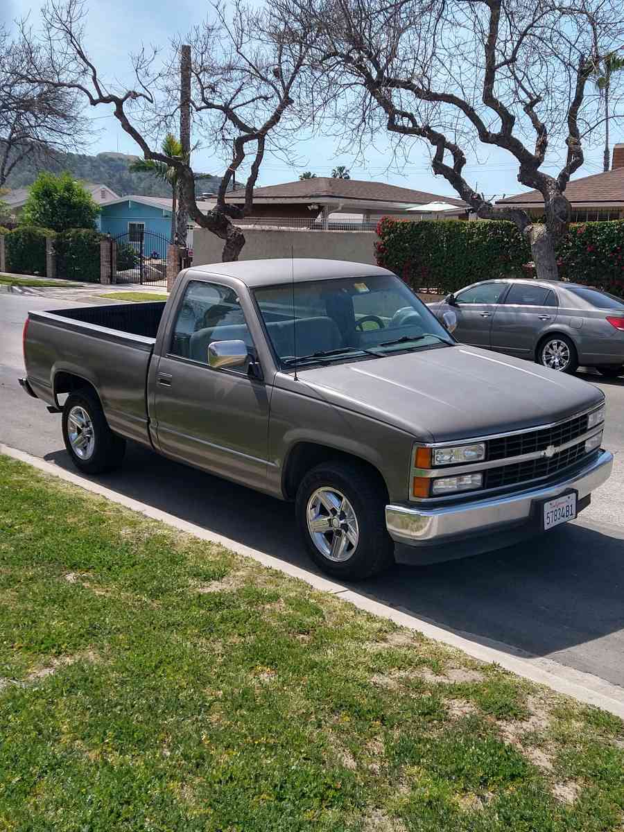 1991 Chevy Cheyenne - La Puente, California - FleaMarketBay