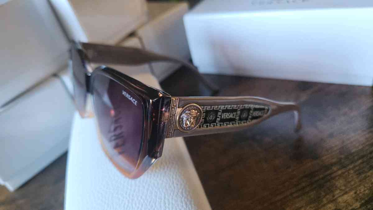 Versace shades - Mission Viejo, California - FleaMarketBay
