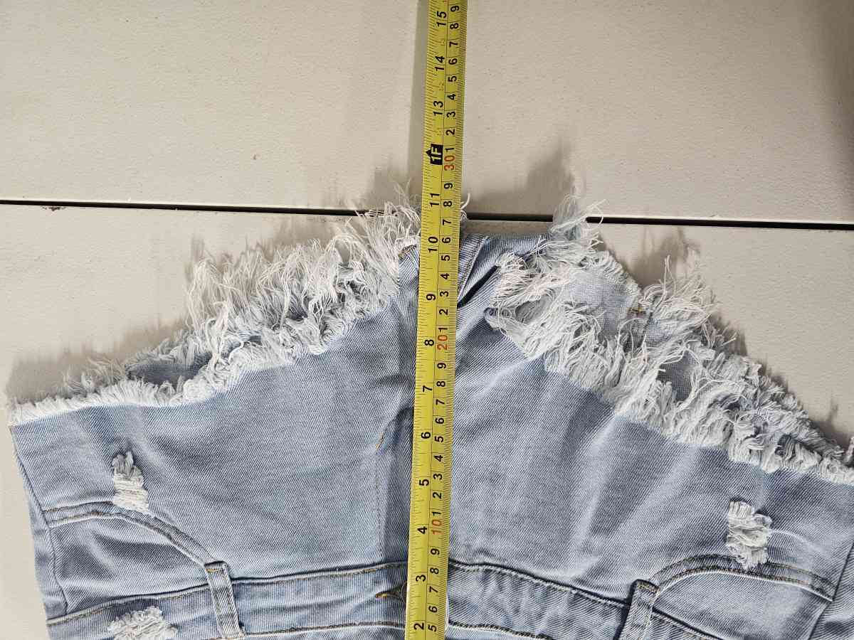 womens shorts - Lubbock, Texas - FleaMarketBay