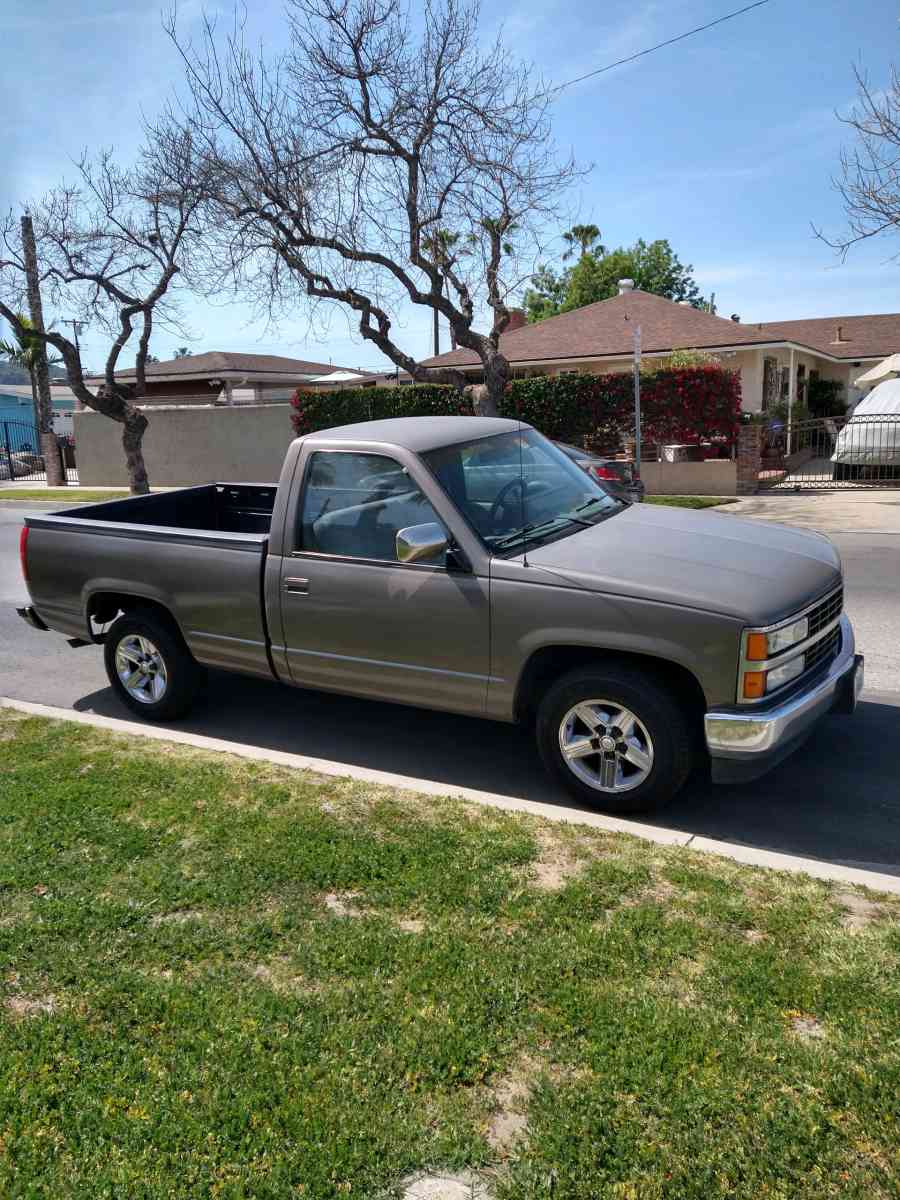 1991 Chevy Cheyenne - La Puente, California - FleaMarketBay