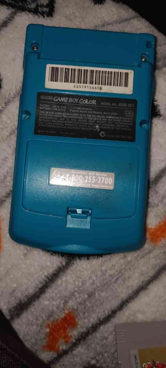 Teal game boy color - Swedesboro, New Jersey - FleaMarketBay