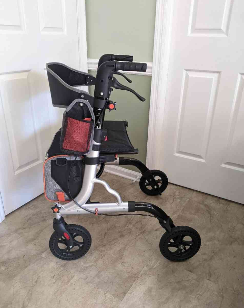 All terrain Rollator Walker Foldable Seat Light - New York, New York - FleaMarketBay