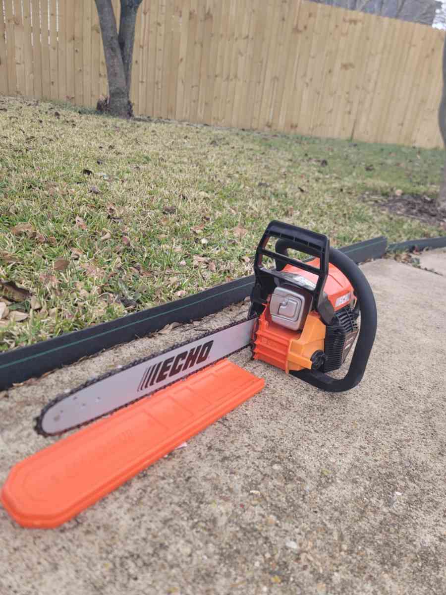 New Chainsaw Works Very Well CS3510 16 inch bar 180 Firm Pri - Houston, Texas - FleaMarketBay