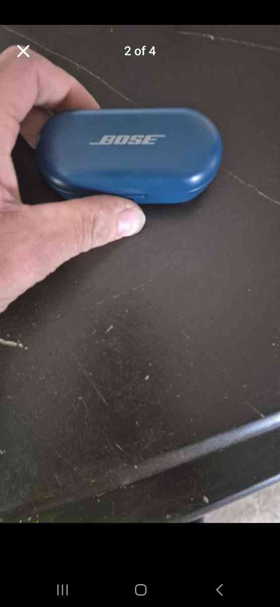 Bose sport earbuds - Hannibal, Missouri - FleaMarketBay