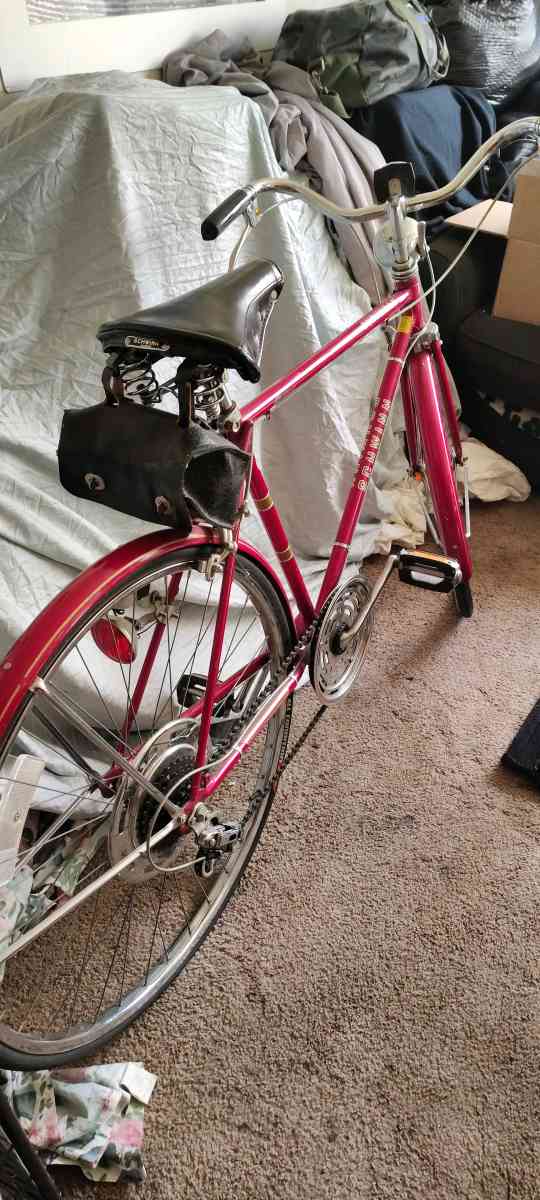 Schwinn suburban bicycle - Salem, Oregon - FleaMarketBay