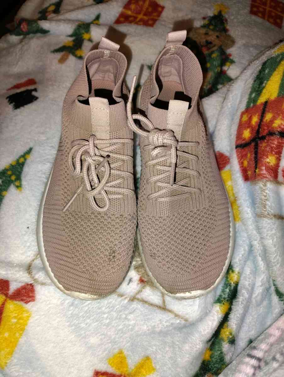 shoes - Brighton, Colorado - FleaMarketBay