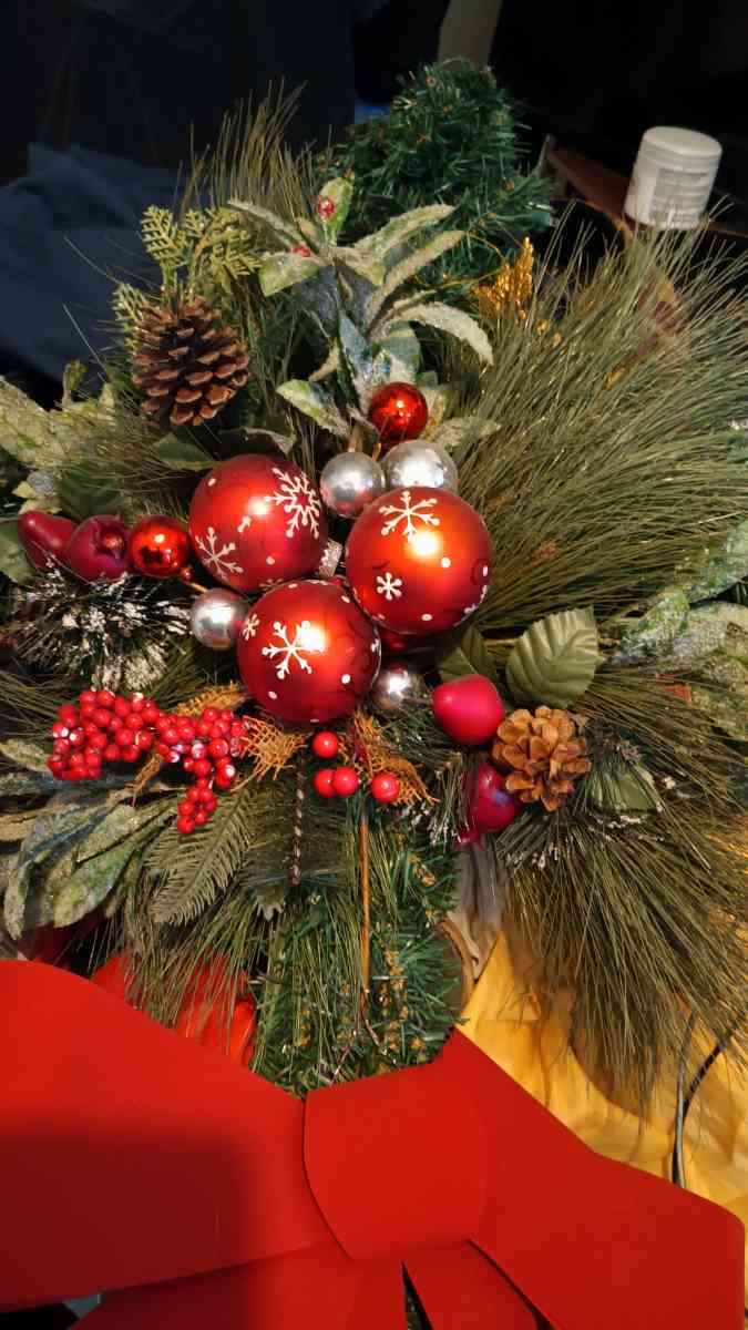 adornos navideo x 25 semi nuevo - California City, California - FleaMarketBay