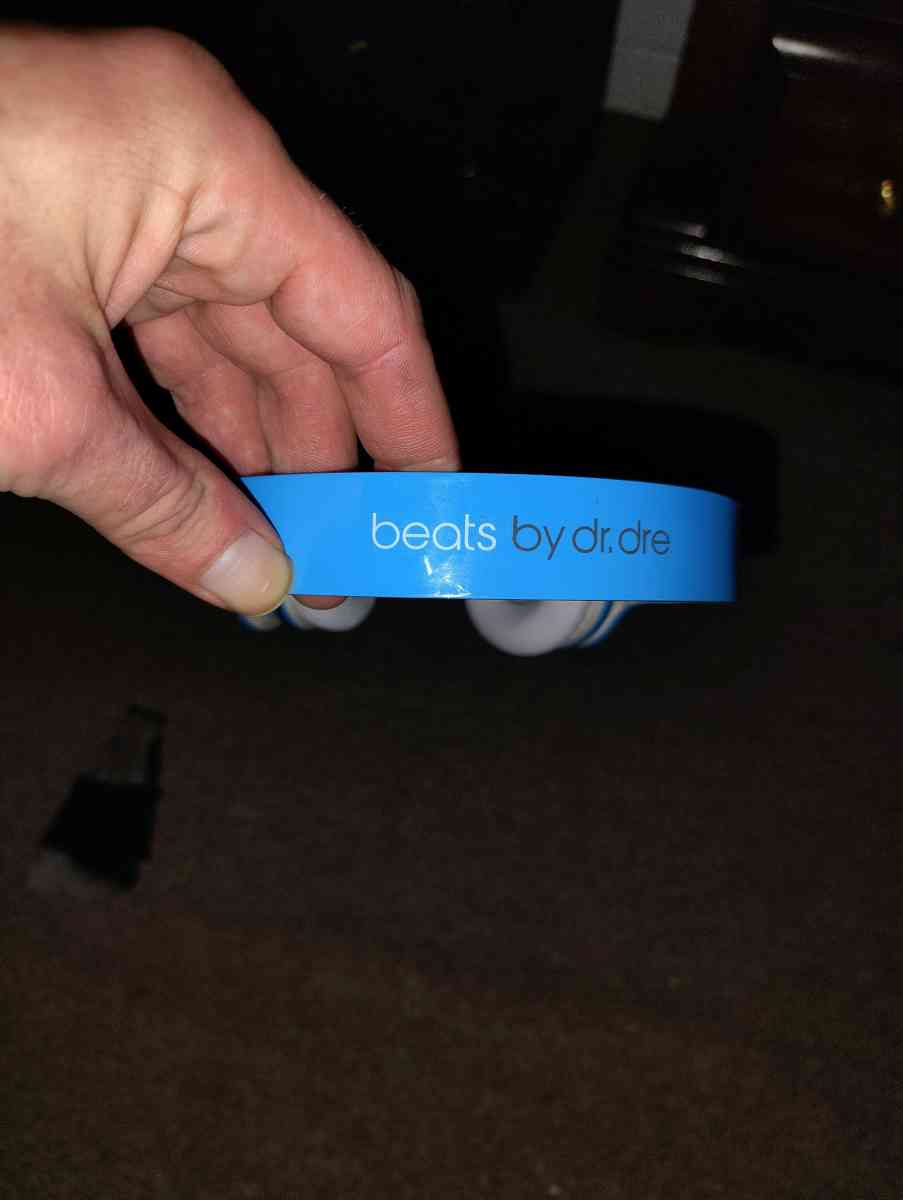 beats by Dre headphones - Toledo, Ohio - FleaMarketBay