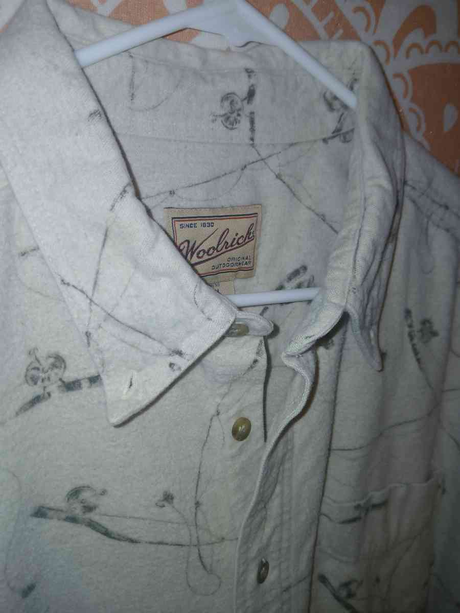 Mens XL Vintage Woolrich Fishing Rod Button Down Fleece Top - Jackson, Michigan - FleaMarketBay