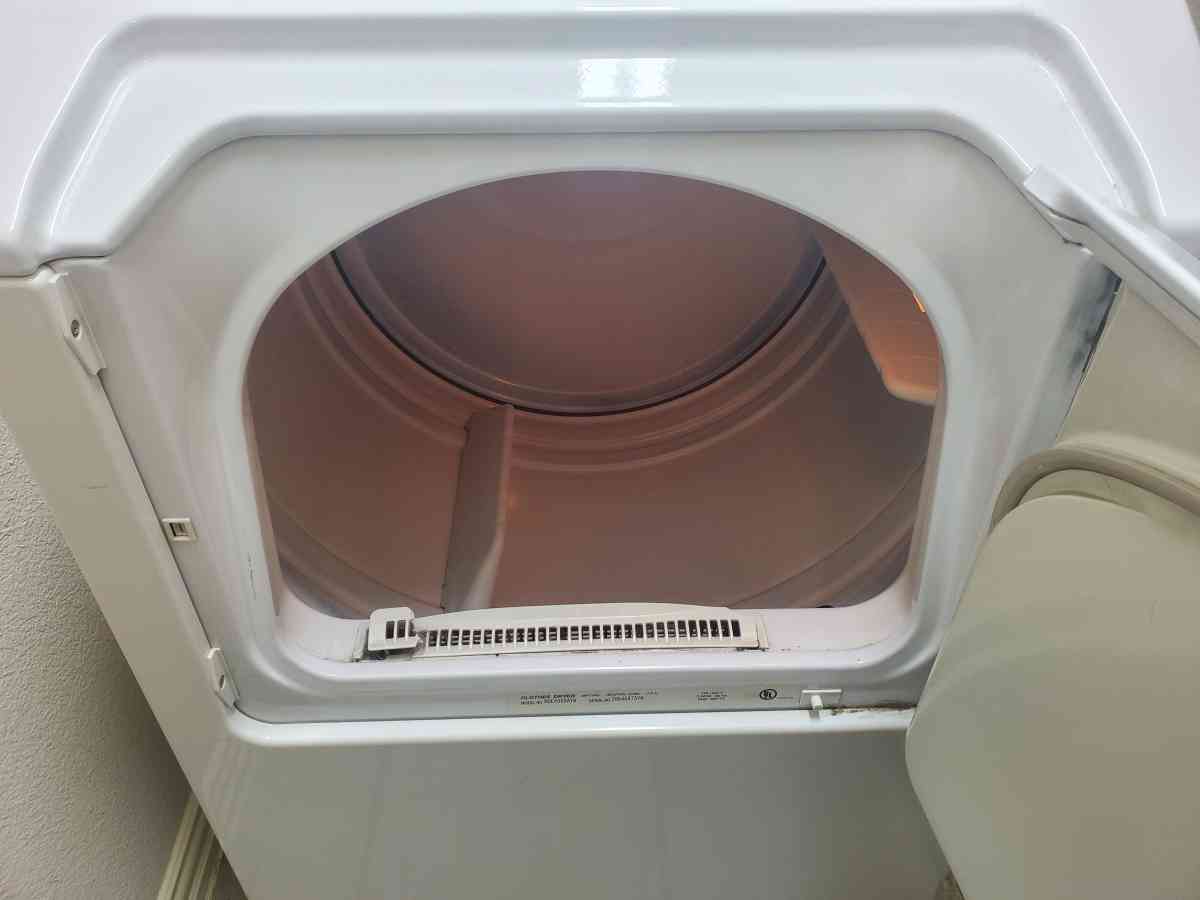 Maytag  Neptune Dryer  Model MDE4000AYW 27W x 28D x 43H - Plano, Texas - FleaMarketBay