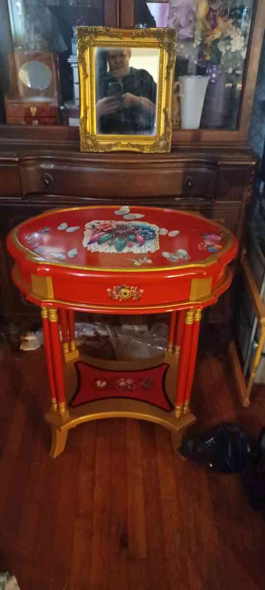 upcycled side table - El Monte, California - FleaMarketBay