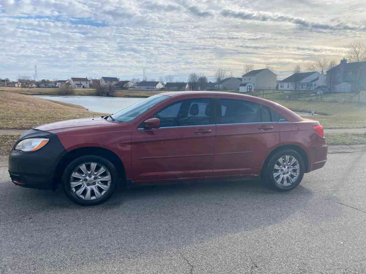 2013 Chrysler Sebring - Indianapolis, Indiana - FleaMarketBay