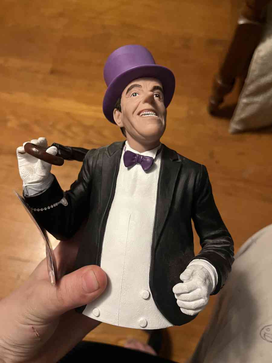 Batman collectible pigi bank penquin - Youngstown, Ohio - FleaMarketBay