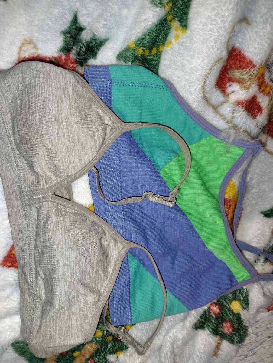 girls bras - Brighton, Colorado - FleaMarketBay