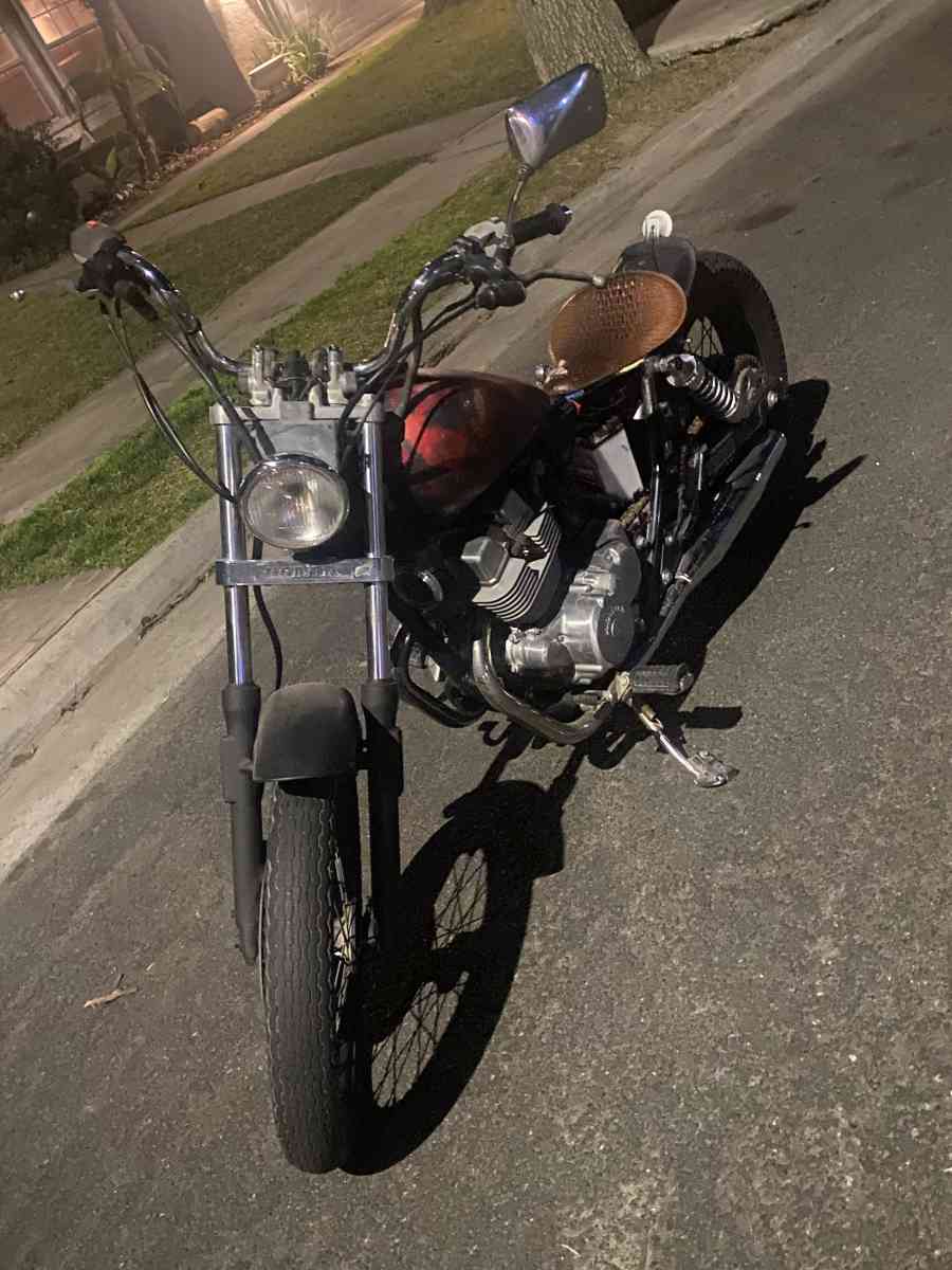 Motorcycle Honda Rebel 1985 950 Obo Fcfs - Madera, California - FleaMarketBay