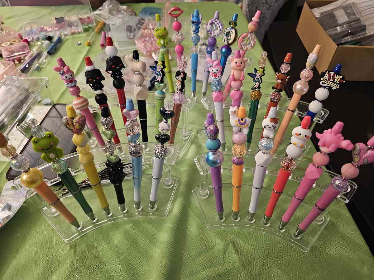 Pens Sets - Corona, California - FleaMarketBay