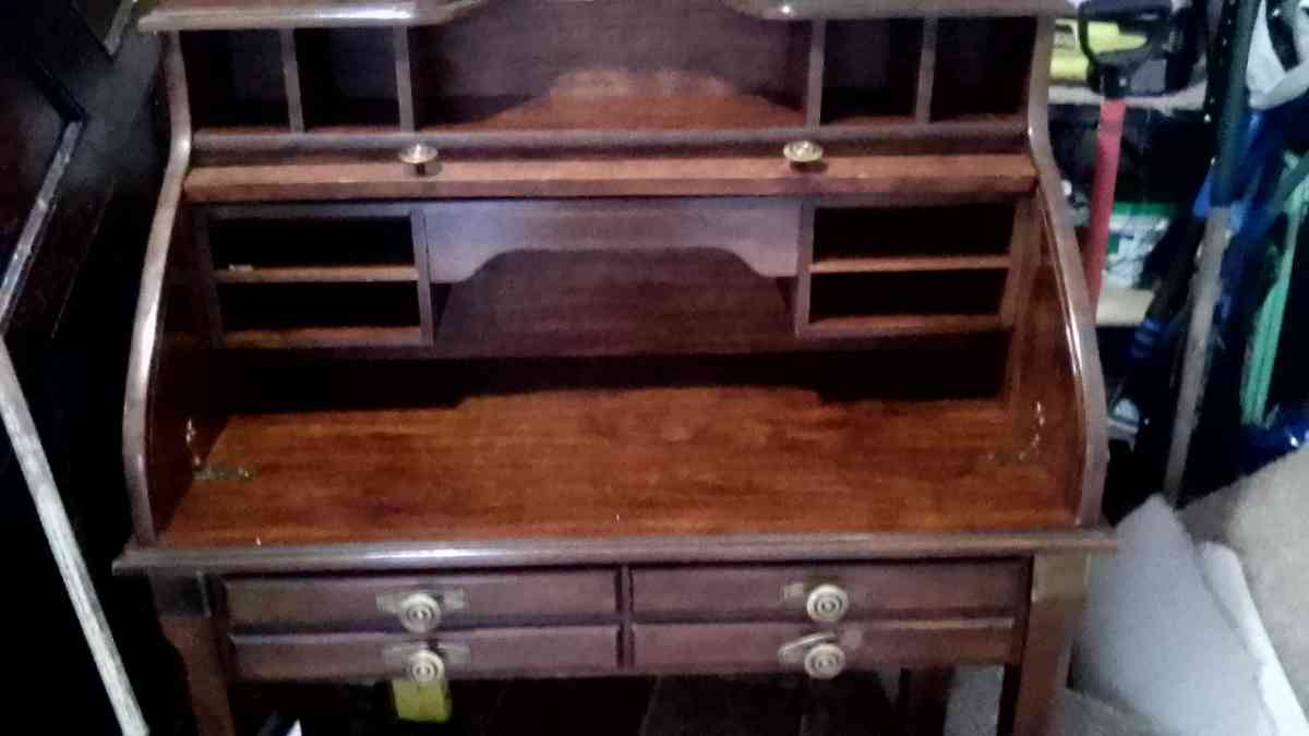 roll top desk - Kalamazoo, Michigan - FleaMarketBay