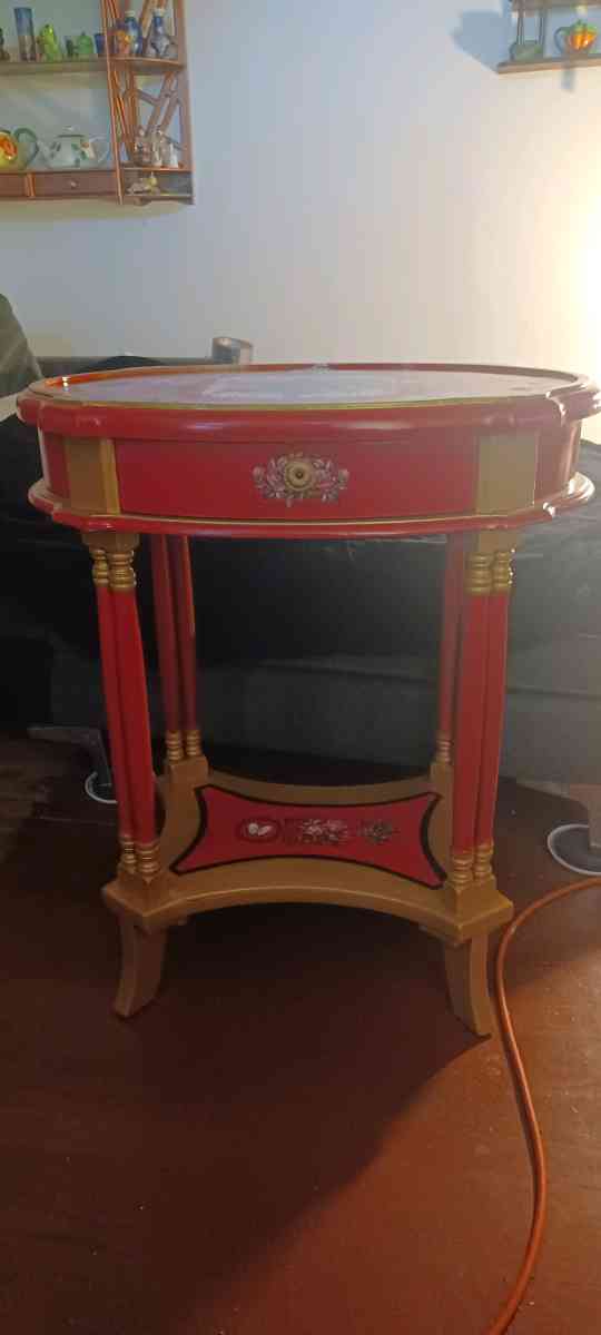 upcycled side table - El Monte, California - FleaMarketBay