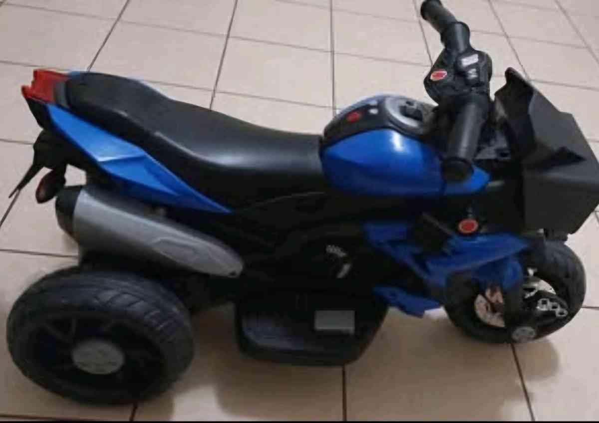 Motorcycle Batteryoperated Rideon Toy For Toddlers W Horn Mu - Austin, Texas
