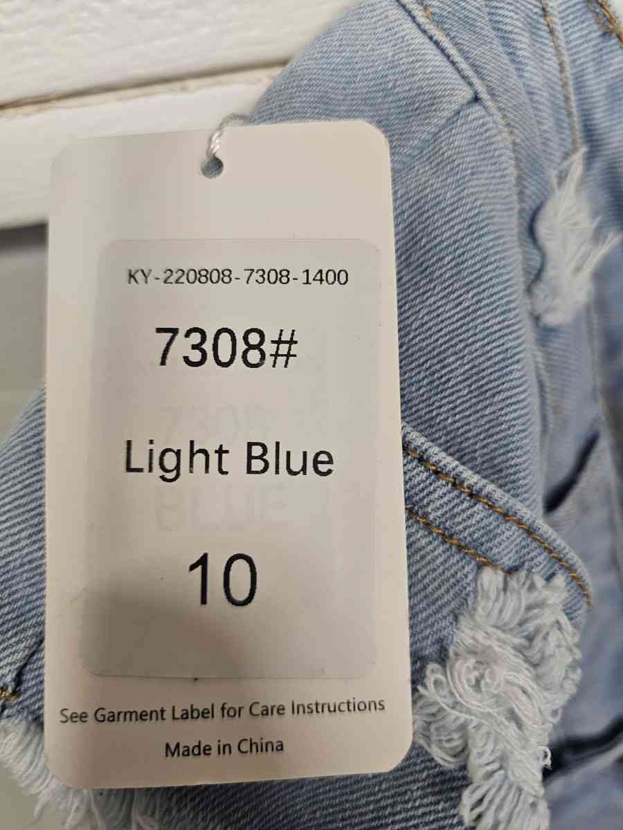 womens shorts - Lubbock, Texas - FleaMarketBay