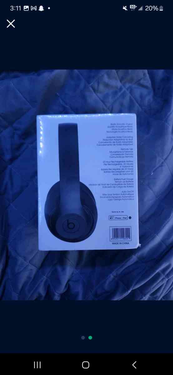 Black Beats Studio Pros - Gainesville, Virginia - FleaMarketBay