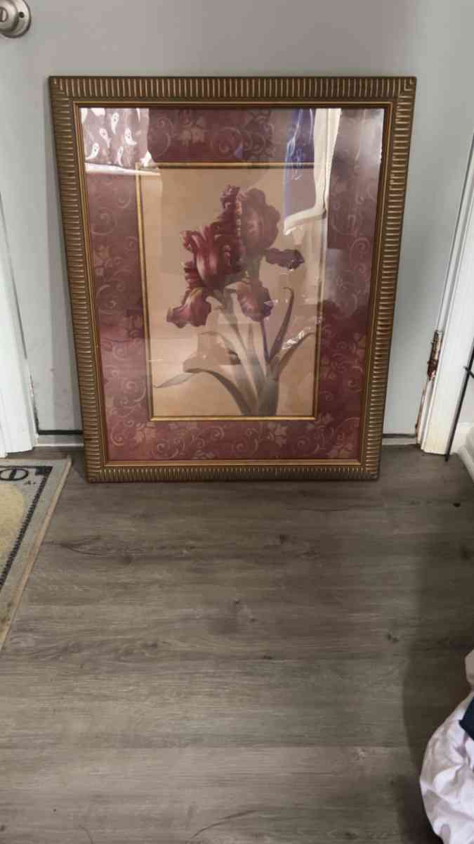 Buy it all 40 inch smart tv Air fryer queen size air mattres - Cincinnati, Ohio - FleaMarketBay