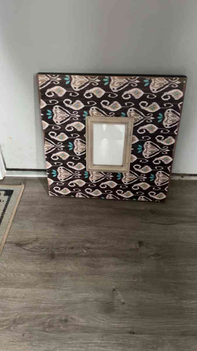 Buy it all 40 inch smart tv Air fryer queen size air mattres - Cincinnati, Ohio - FleaMarketBay