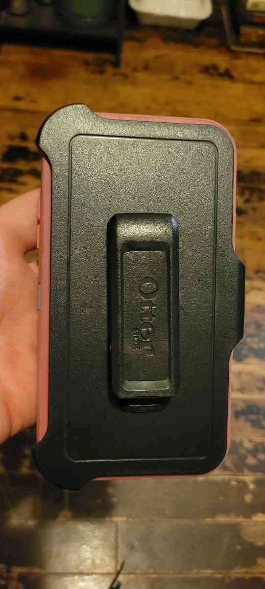 iPhone XR OtterBox Defender Series Case and Holster - Oklahoma City, Oklahoma - FleaMarketBay