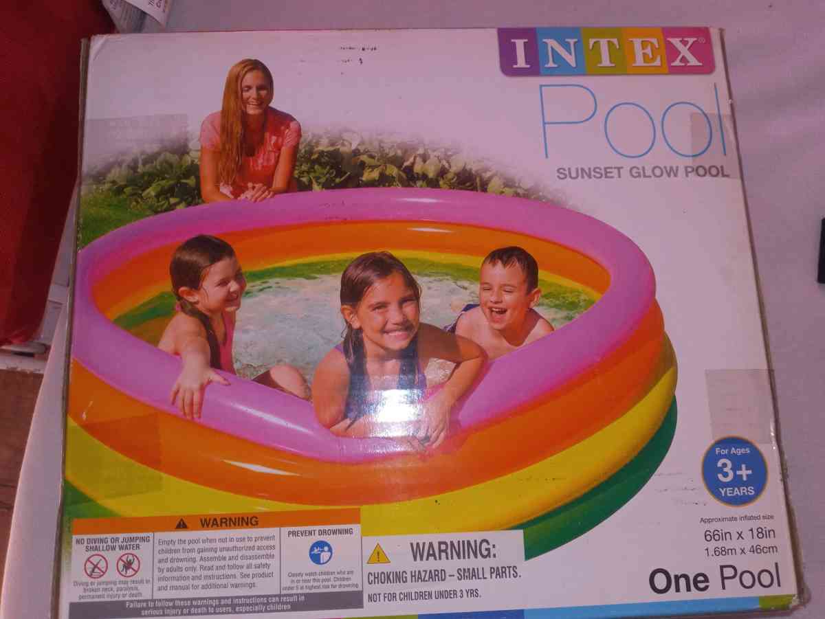 Alberca - Bell, California