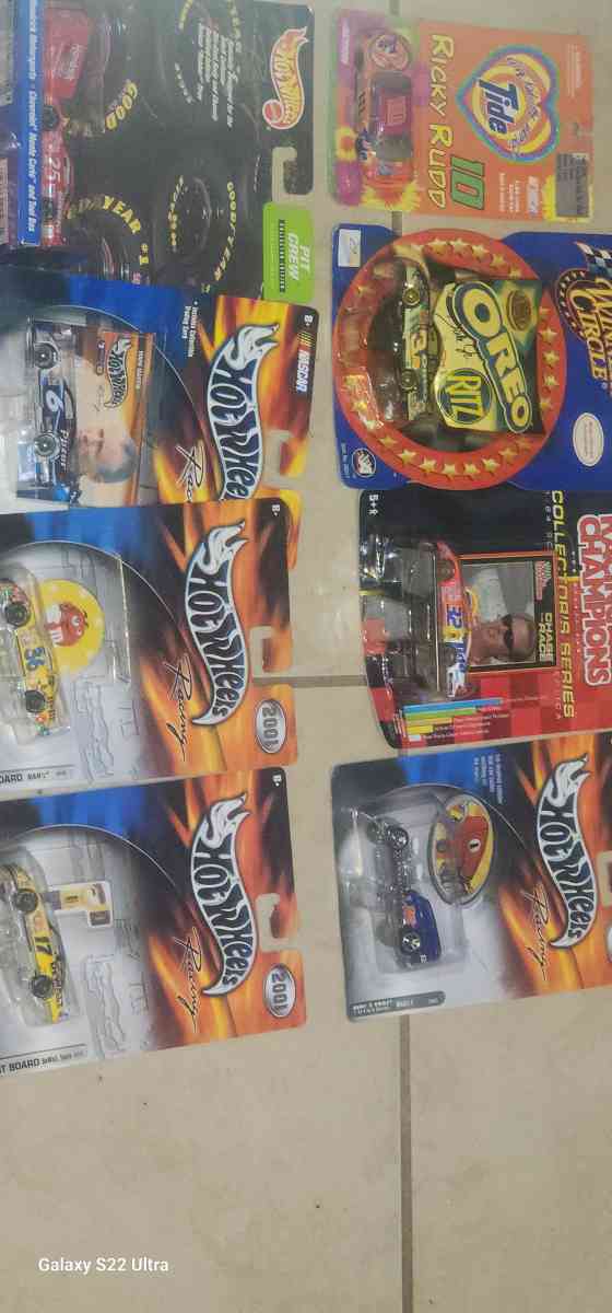 Hot wheels - Aripeka, Florida - FleaMarketBay