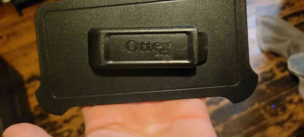 iPhone XR OtterBox Defender Series Case and Holster - Oklahoma City, Oklahoma - FleaMarketBay