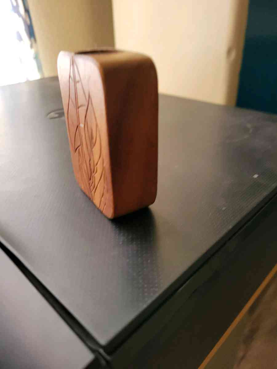 hand carved Hawaii souviner - Norman, Oklahoma - FleaMarketBay