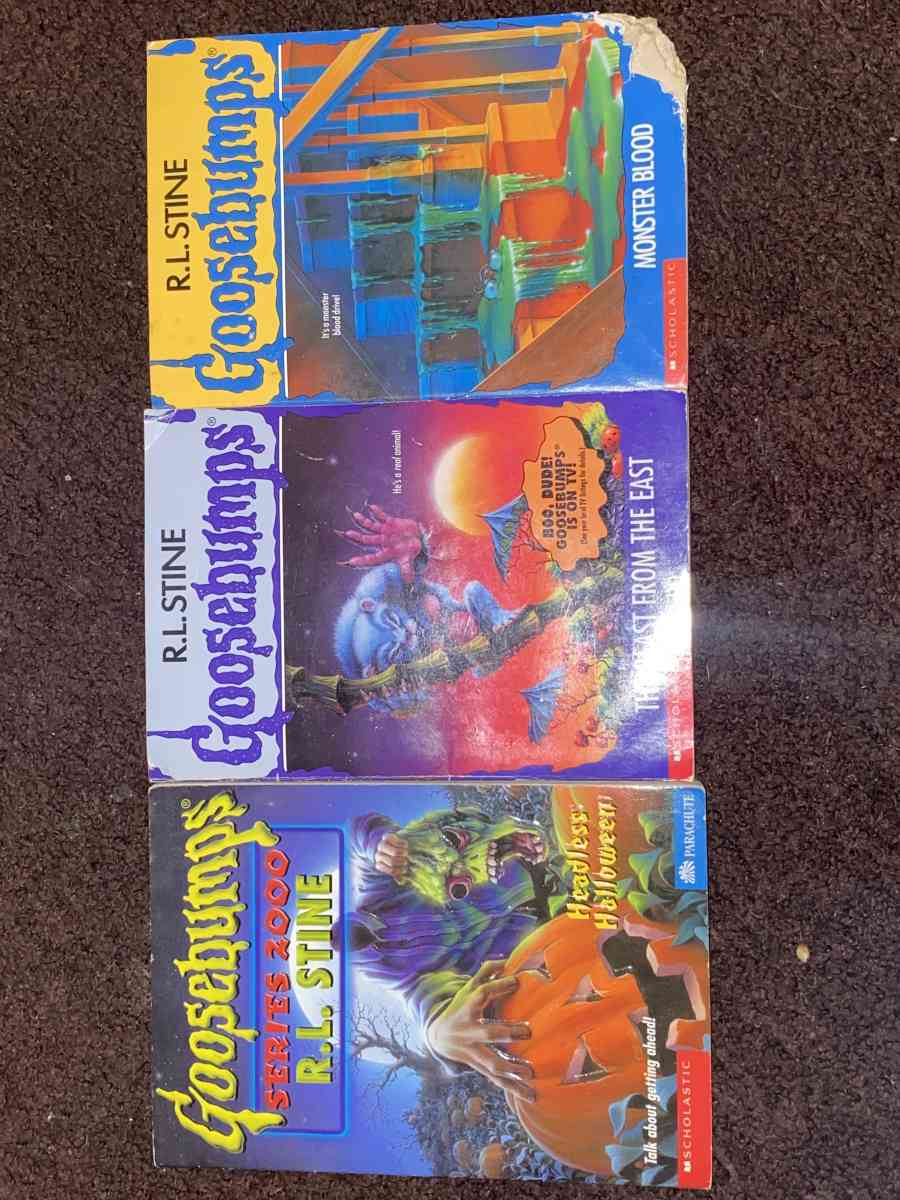 3 Goosebumps Books