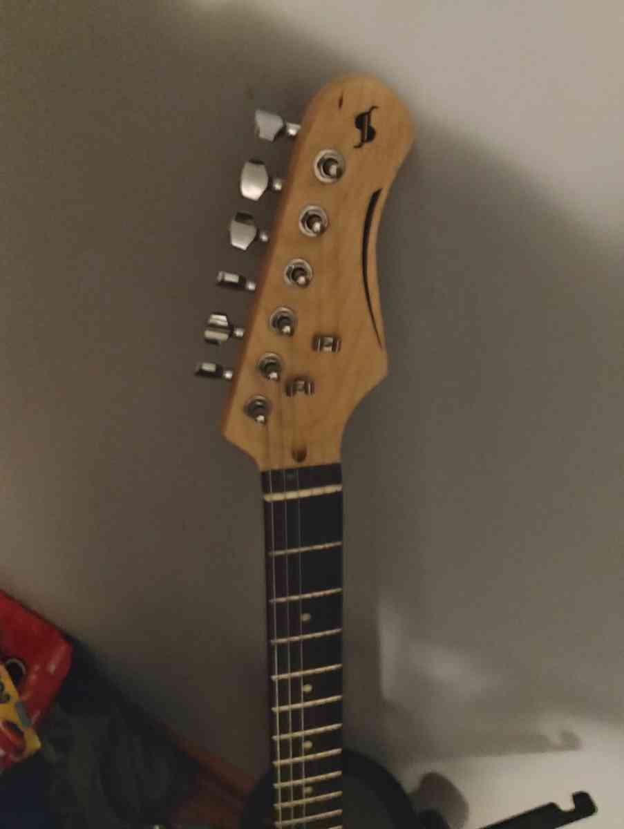 electric guitar STAGG - Aplington, Iowa - FleaMarketBay