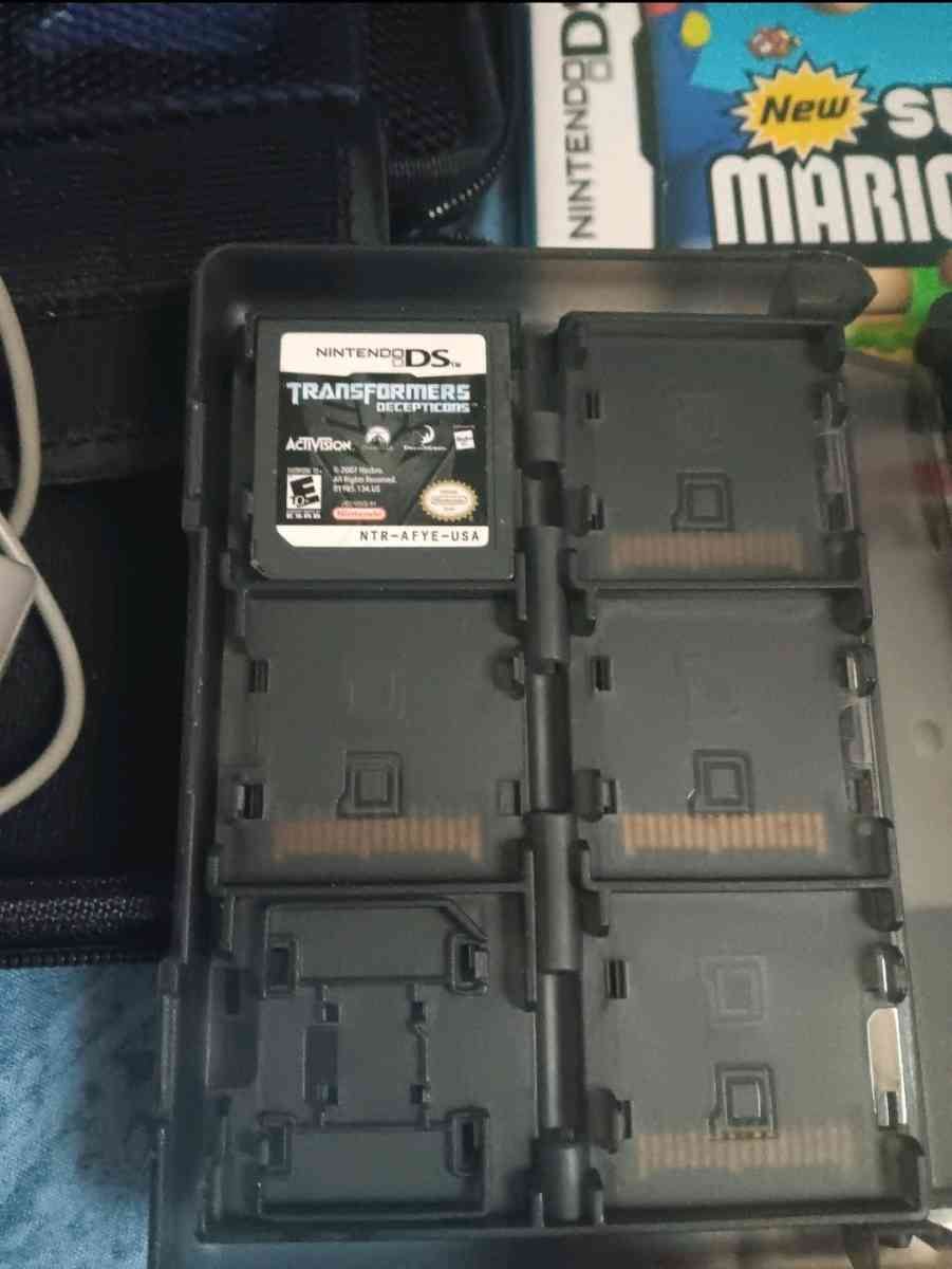 Nintendo DS Lite Bundle - Moyock, North Carolina - FleaMarketBay