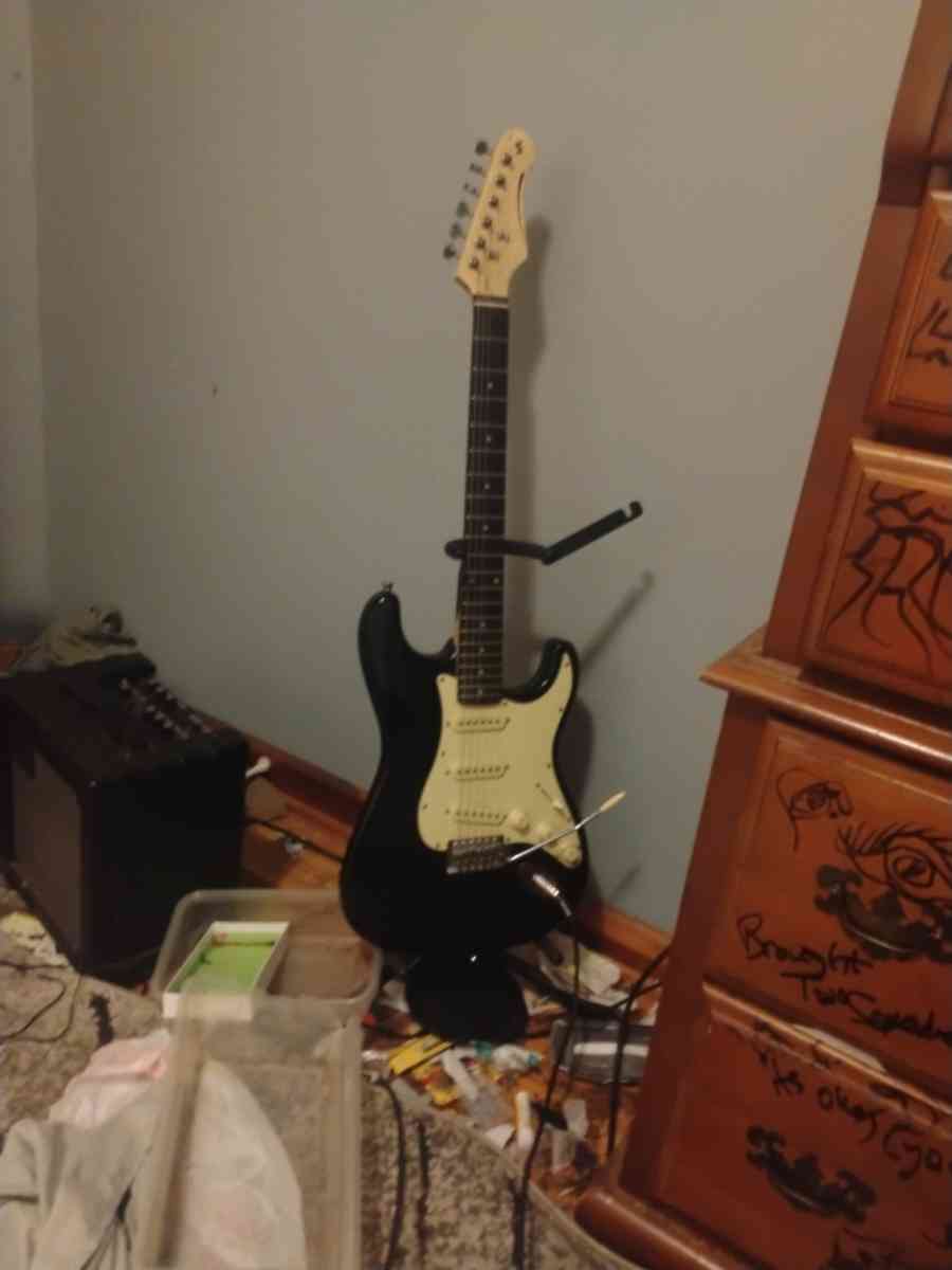 electric guitar STAGG - Aplington, Iowa - FleaMarketBay