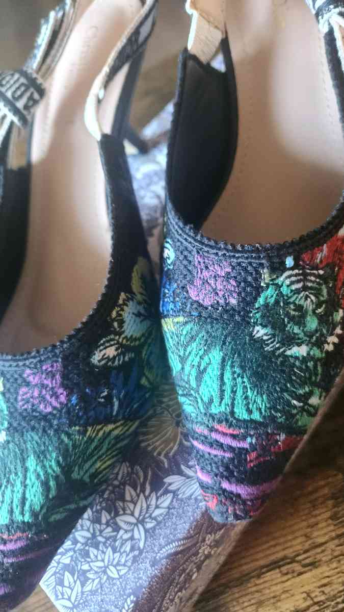 Dior shoes - Mission Viejo, California