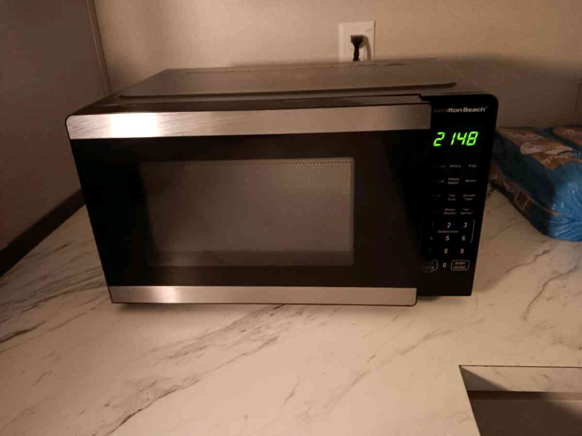 HOUSE SALE BIG GARGE SALE - Jacksonville, North Carolina - FleaMarketBay