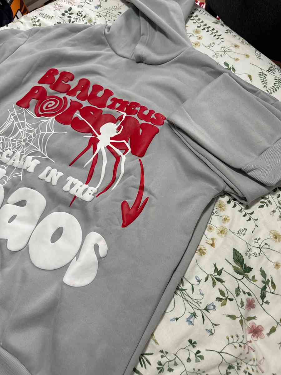 Y2K hoodie - Stockbridge, Georgia - FleaMarketBay