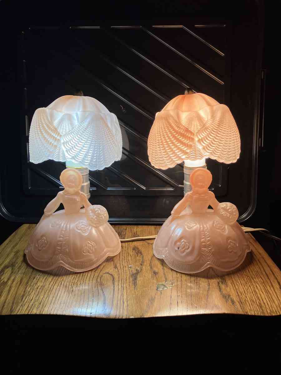 vintage boudoir lamps - Steele, Alabama